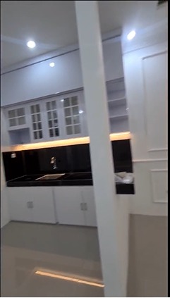 Rumah Disewakan Semi Furnished di Taman Beverly Lippo Cikarang